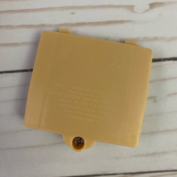 Hasbro FurReal Friends Luv Cub Tan Teddy Bear Interactive Peek a Boo 2010 Plush - Picture 12 of 12